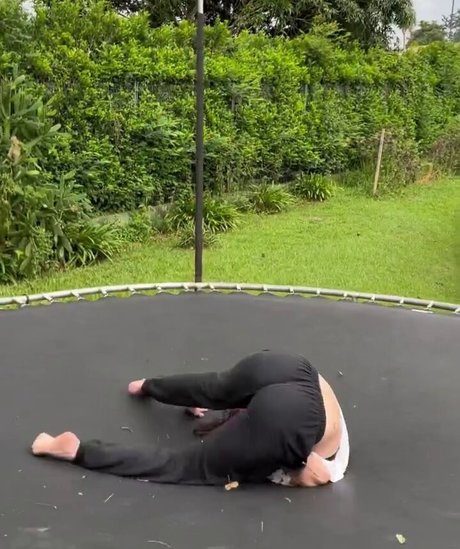 Julia K Barni kunst pornografische foto