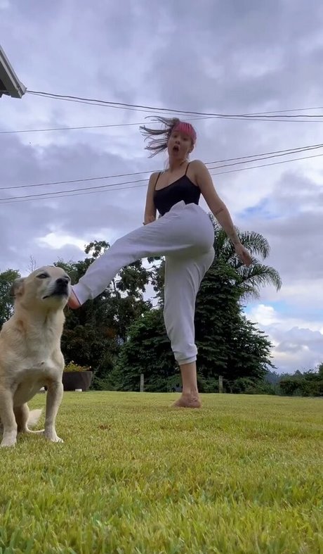 Julia K Barni nackt freie galerien