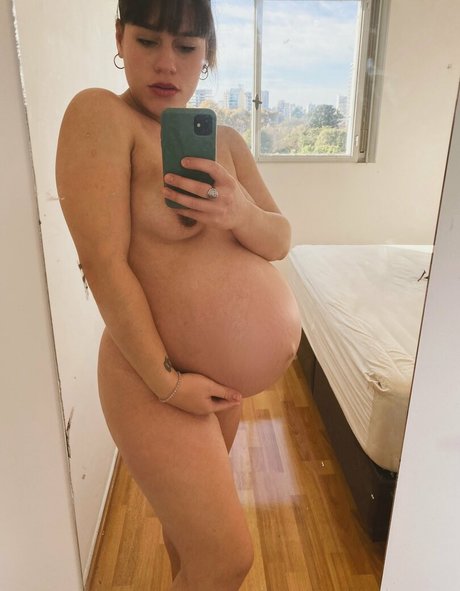 aprilbigass schauspielerin perfekte fotos