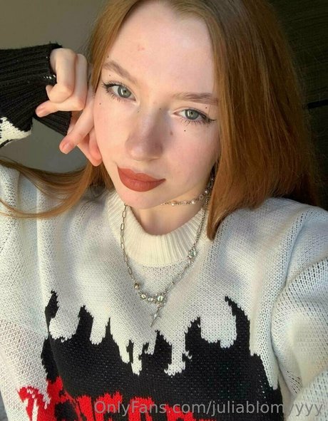 juliablomyyyy heiße kunst fotos