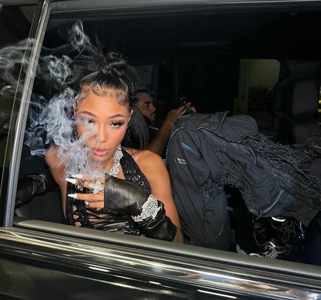 Coi Leray hd erwachsene bild