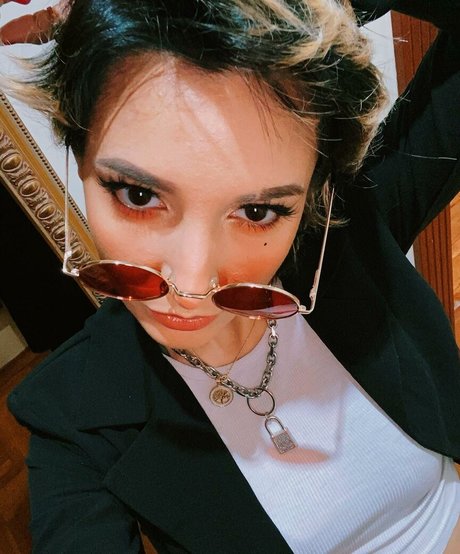 Ohnips heiße schöne galerie