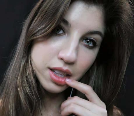 FrivolousFox ASMR perfekte heiße galerie