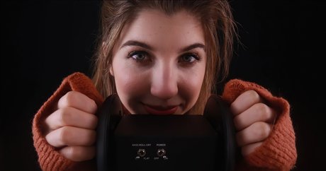 FrivolousFox ASMR porno perfekte bild