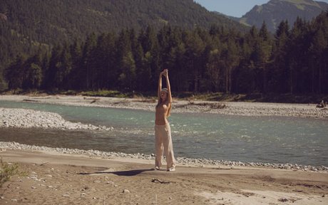 Yana Wex schauspielerin akt bild