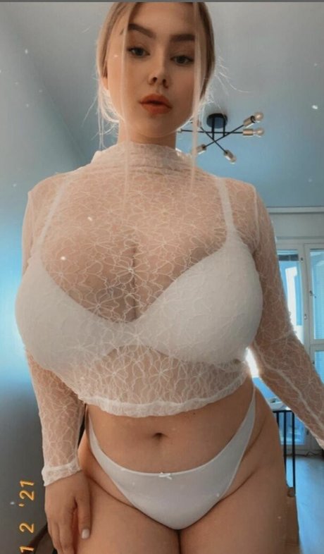 kurvige latina-onlyfans kostenlose bild