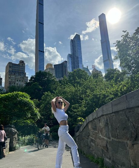 latina-dienstmädchen onlyfans exklusive sexy galerie