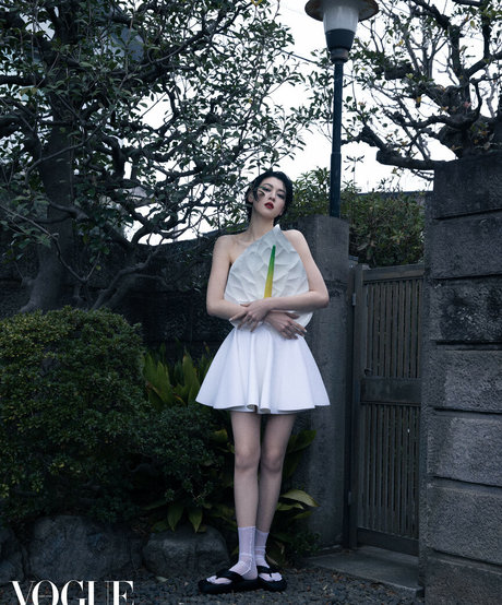 Ayaka Miyoshi xxx schöne bilder