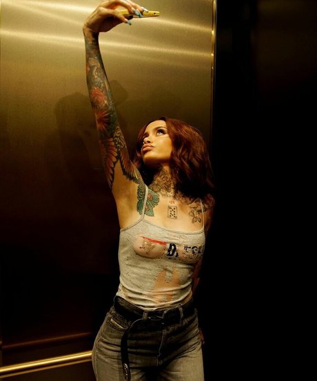 Kehlani schauspielerin akt galerie