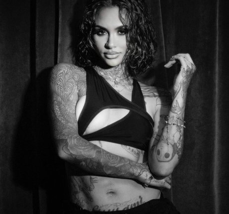 Kehlani nackt perfekte galerien