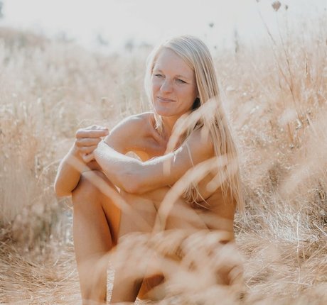 nackte krankenschwester onlyfans erotische heiße galerien