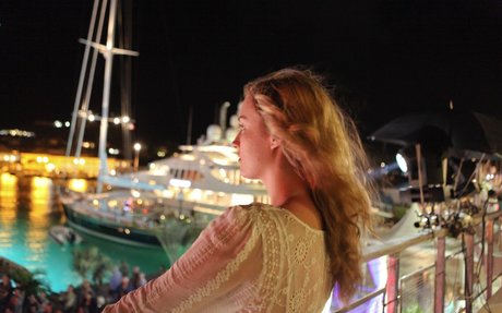 Ashley Johnson hd nacktheit fotos