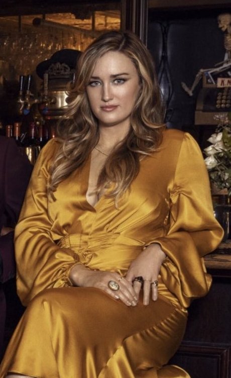 Ashley Johnson pornostar hübsche galerie