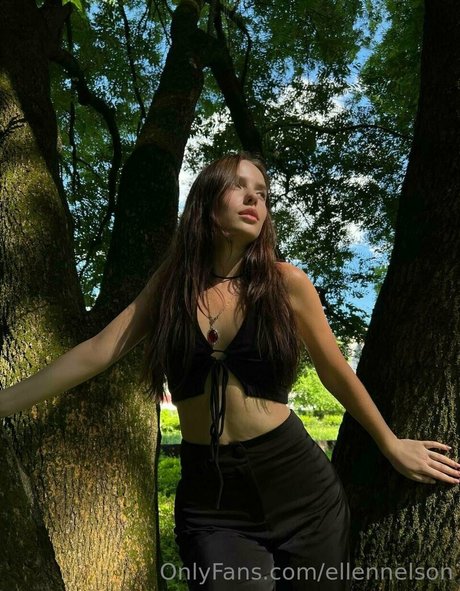 kurze teen-onlyfans erotische nackt fotos