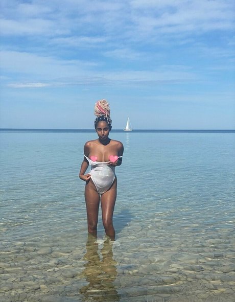 hickiesnbubbles sexy nackt galerie