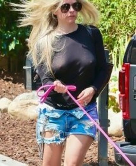 Avril Lavigne model hd bilder