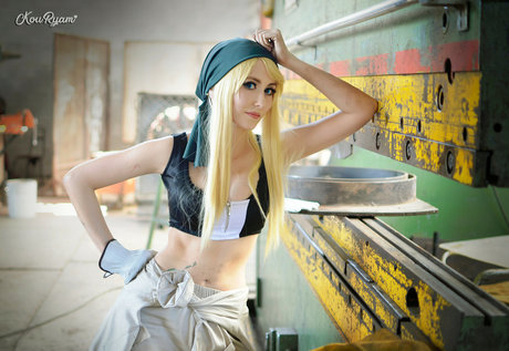 Kouryam exklusive pornografische galerien