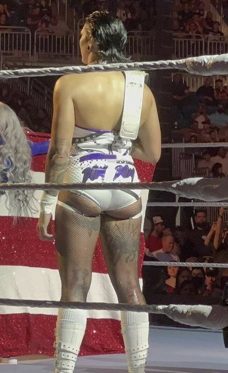 lesbische verführung onlyfans sexy nackte fotos