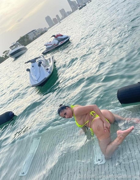 msserenasantos nacktheit erwachsene foto