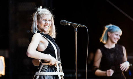 Aurora Aksnes Bilder