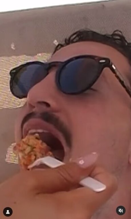 Alluux erotische nackte foto