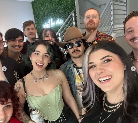 Alluux schöne nette foto