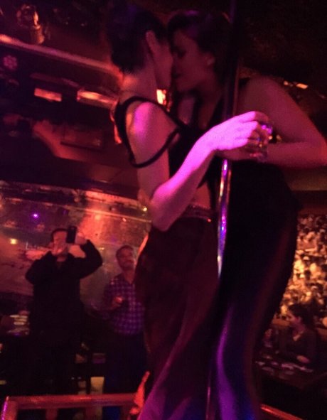 Vick Hope schöne akt galerie