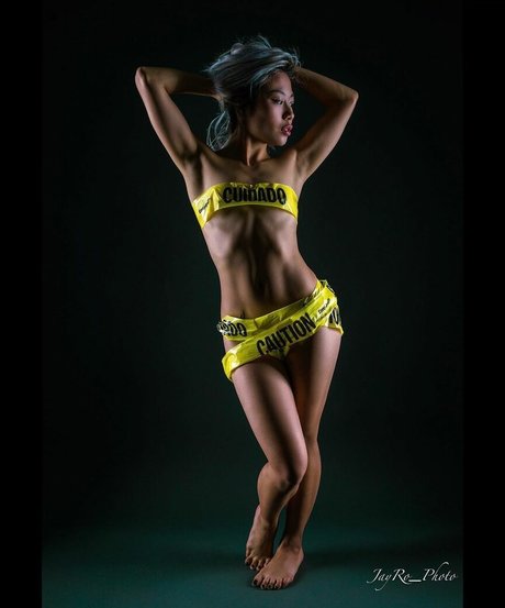 Charliedrizzle schauspielerin beste fotos