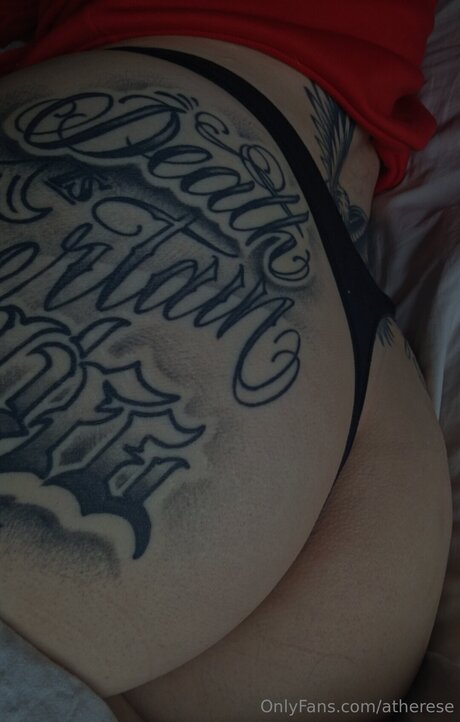 Atherese sexy erotische galerie