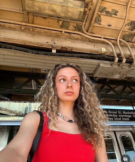 Julia Dicesare model erotische foto