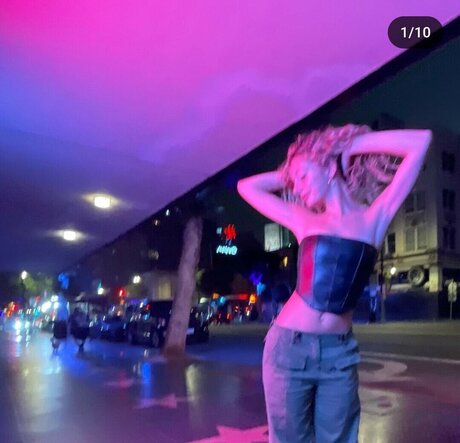 Julia Dicesare exklusive heiße foto