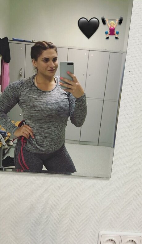 Nastya Blinova top nackte bild