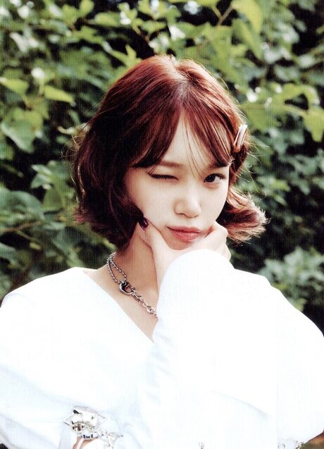 Kim Chaewon hd beste foto