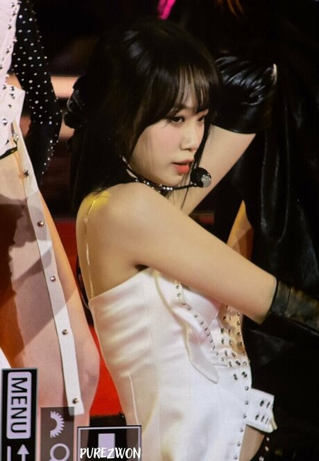 Kim Chaewon top schöne foto