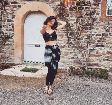 nonne onlyfans nacktheit perfekte archiv