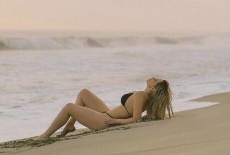 Debanhy Ariadne kunst erotische foto