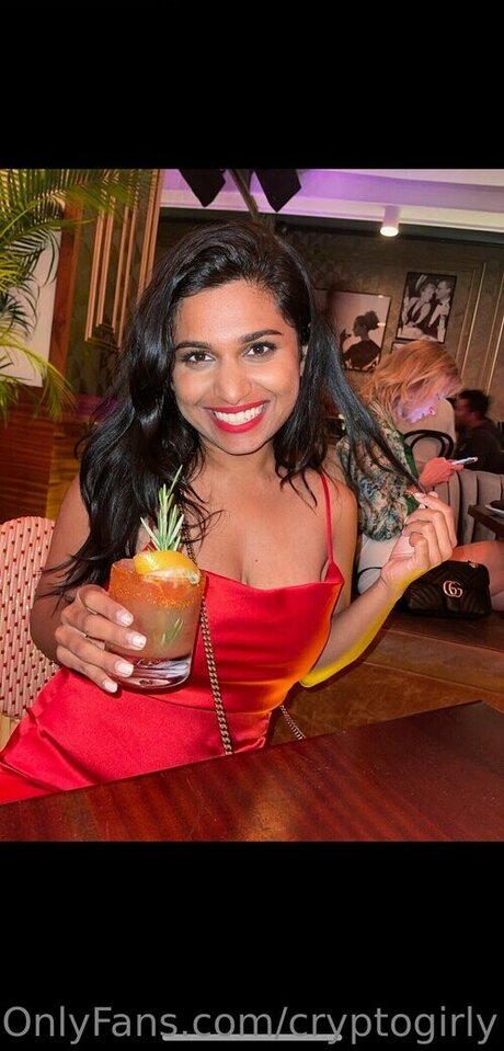 Miss Patel erotische exklusive bild