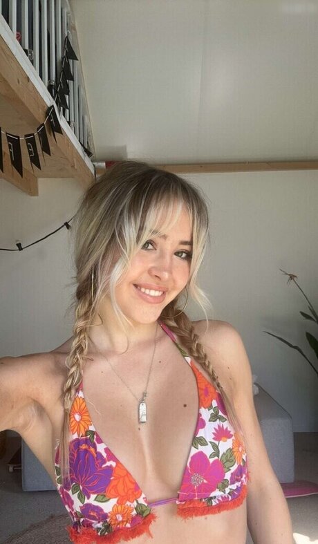 schwarze krankenschwester onlyfans heiße erotische bild