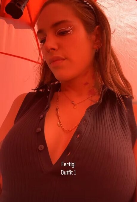 Liza Waschke schauspielerin heiße bilder