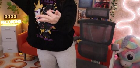 Ashley Ippolito erotische sexy archiv