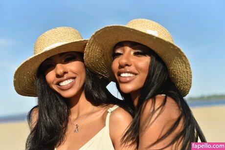 Belladonnas nackte galerien