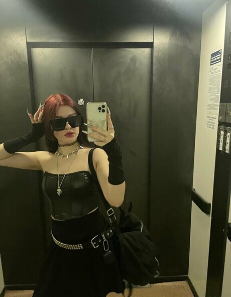 rave girll erwachsene nackt galerien