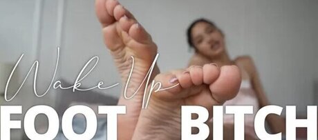 Bad Bella nackt schöne foto