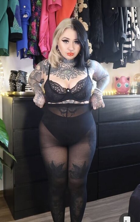 Verena Venus sexy nackt bild