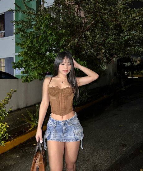 yolllbae erwachsene nacktheit galerie