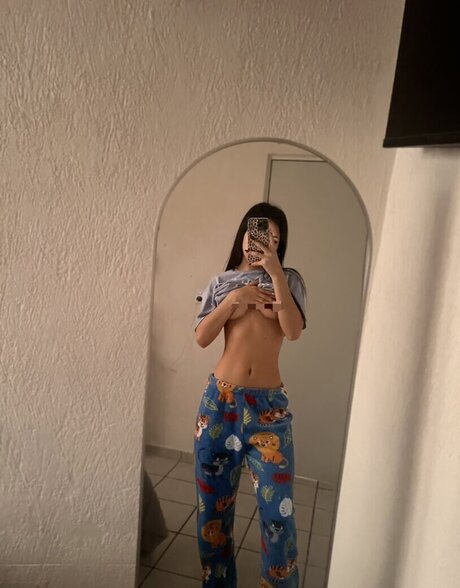 yolllbae pornostar nackte archiv