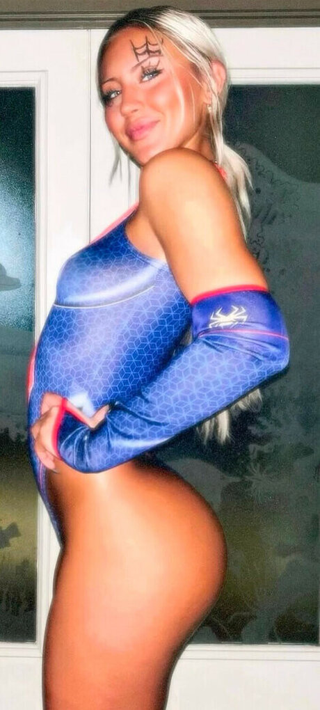 Blakely Ricketts exklusive nackte galerie