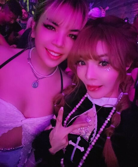 eggtardy nacktheit hübsche bilder