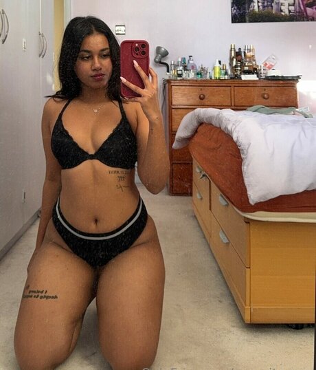 senoritasara top erotische bilder