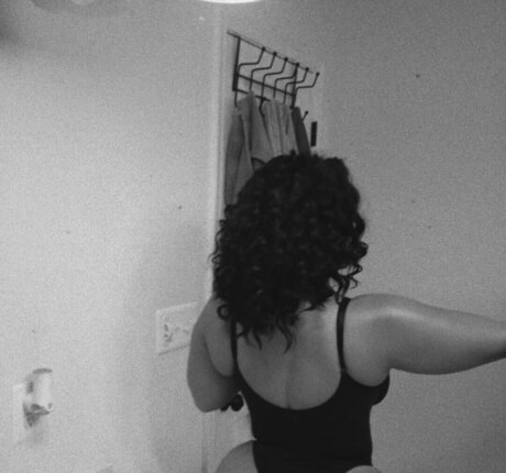 Nu ski perfekte nacktheit bilder